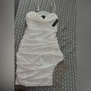 White One-Shoulder Ruched Dress
With adjustable straps